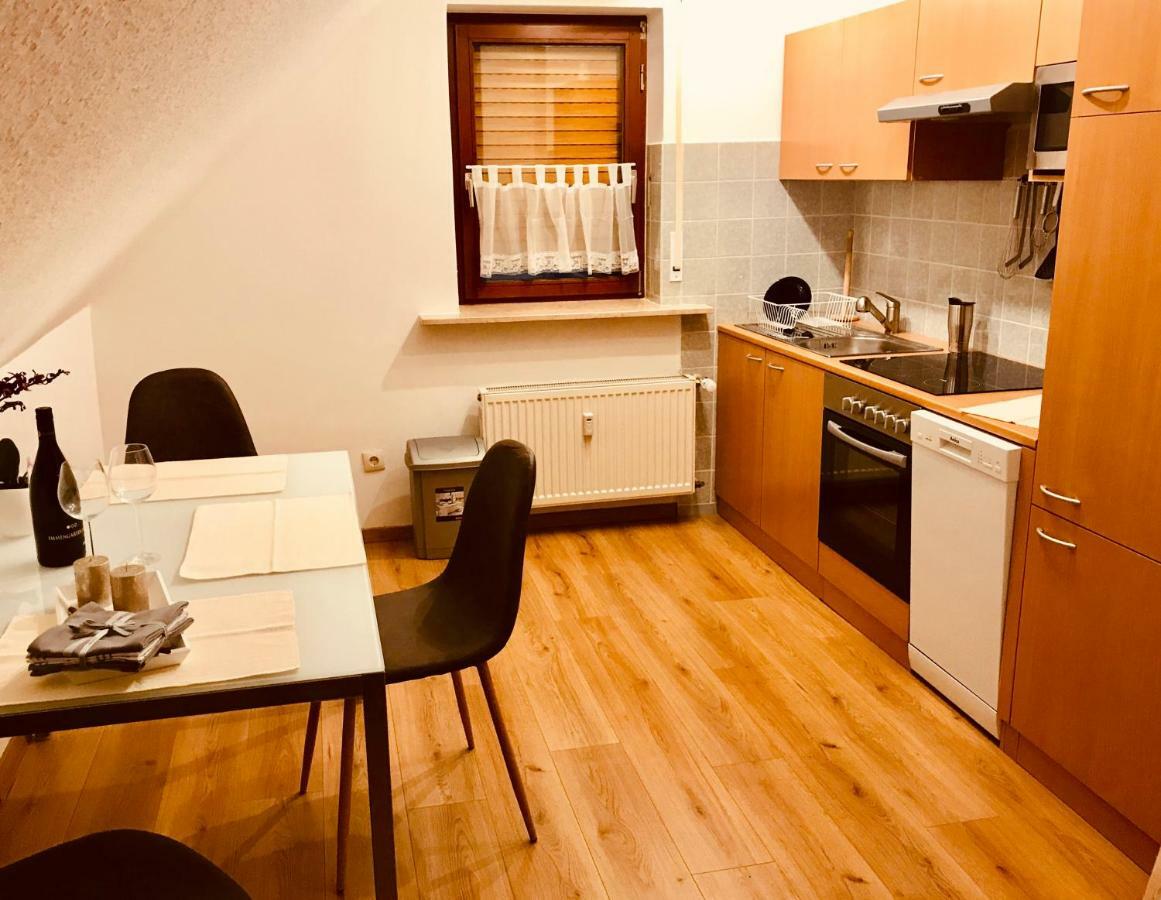 Rednitzhembach Grosses 1-Zimmer Wohlfuhl-Appartement المظهر الخارجي الصورة