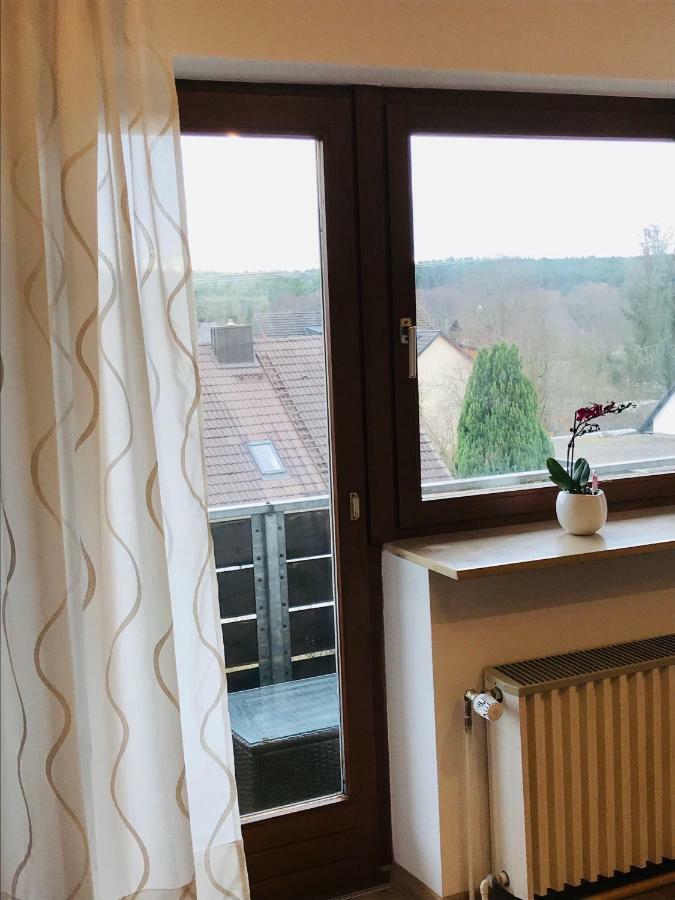 Rednitzhembach Grosses 1-Zimmer Wohlfuhl-Appartement المظهر الخارجي الصورة